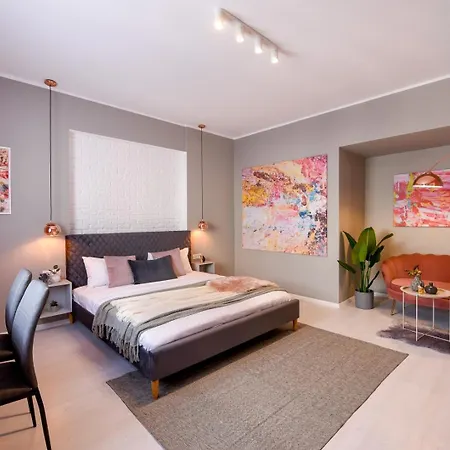 Apartment Piata Romana Modern