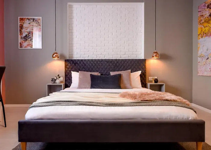 Piata Romana Modern * Bucarest