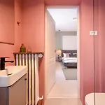 Apartment Piata Romana Modern Bucharest