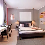 Piata Romana Modern Apartment *