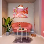 Apartment Piata Romana Modern Bucharest