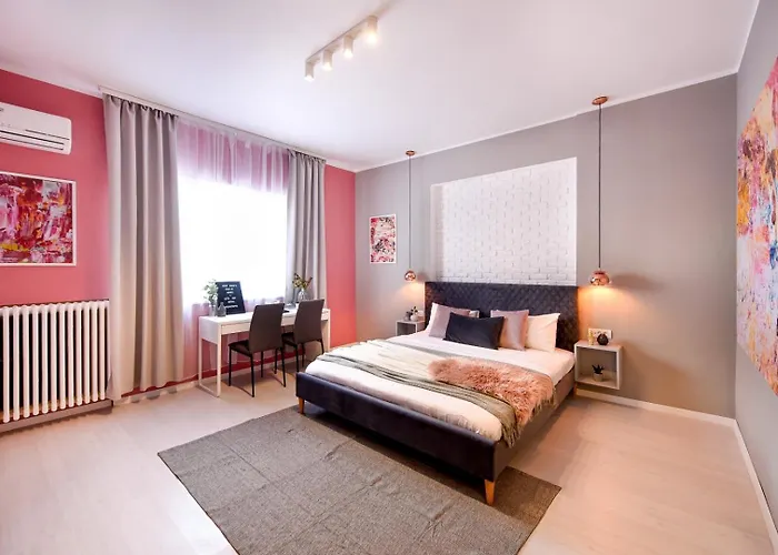 Piata Romana Modern Apartment *