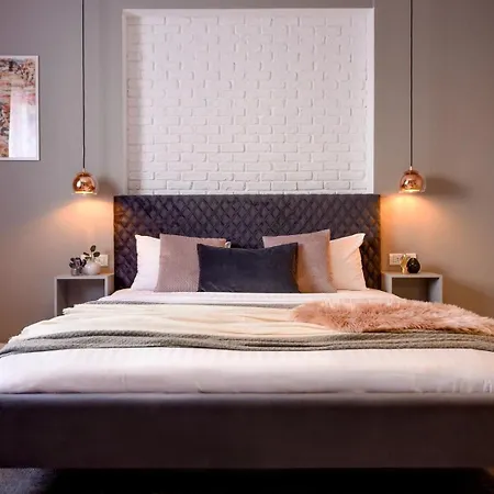 Piata Romana Modern * Bucureşti