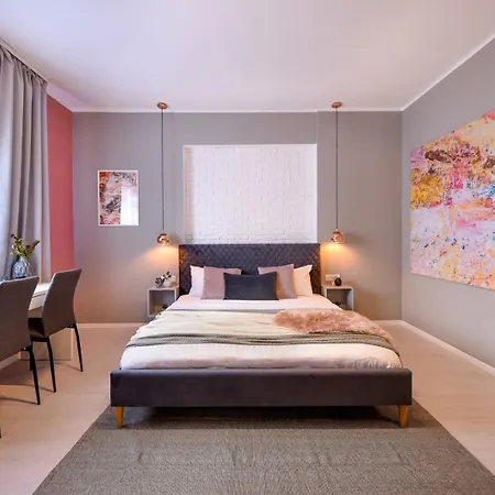 Apartament Piata Romana Modern *